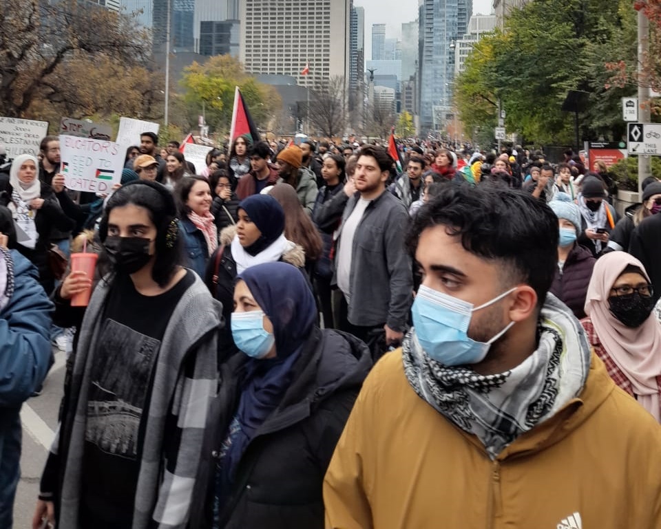 تظاهرة في كندا دعما لغزة وتنديداً بالعدوان على القطاع